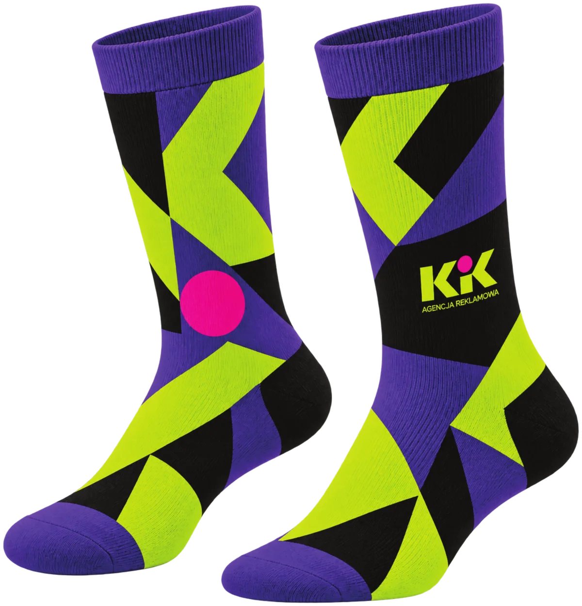 Skarpetki we wzór w kolorach KIK — wizualizacja